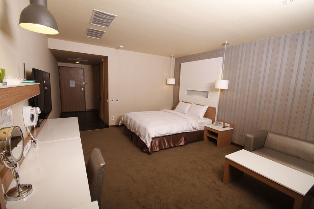 Kindness Hotel Hualien Exterior foto
