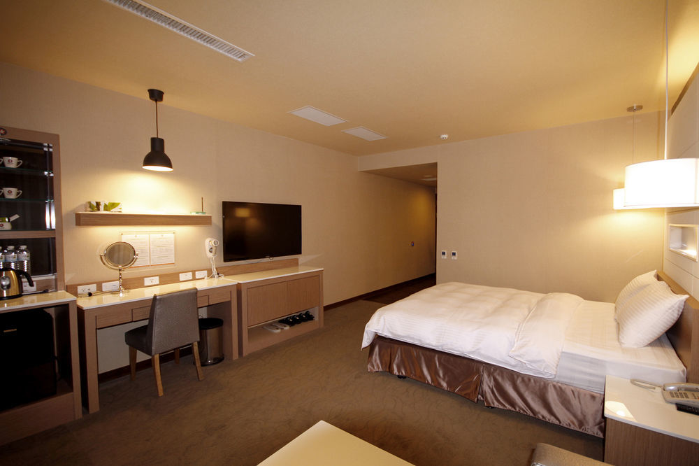 Kindness Hotel Hualien Exterior foto