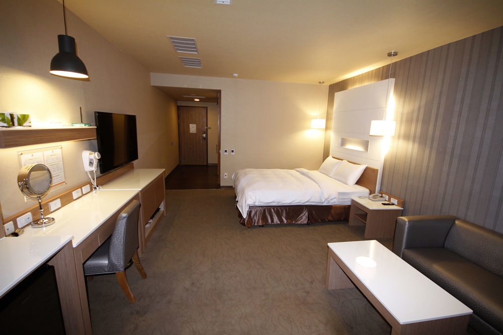Kindness Hotel Hualien Exterior foto